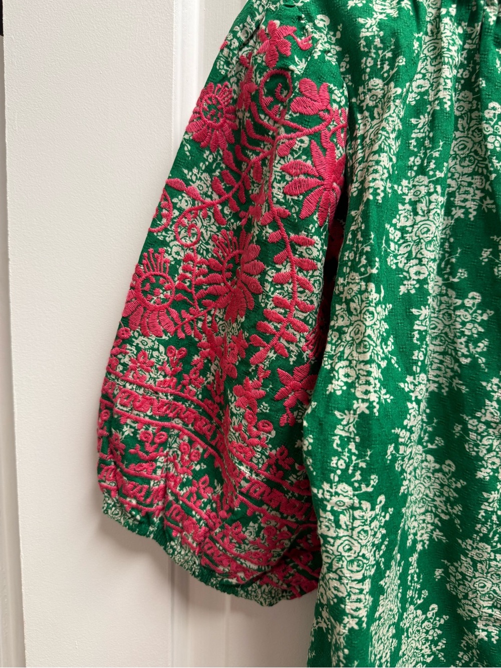 THML Green Floral Pink Embroidered Lace Sleeve Boho Blouse Small NWOT - Picture 8 of 11